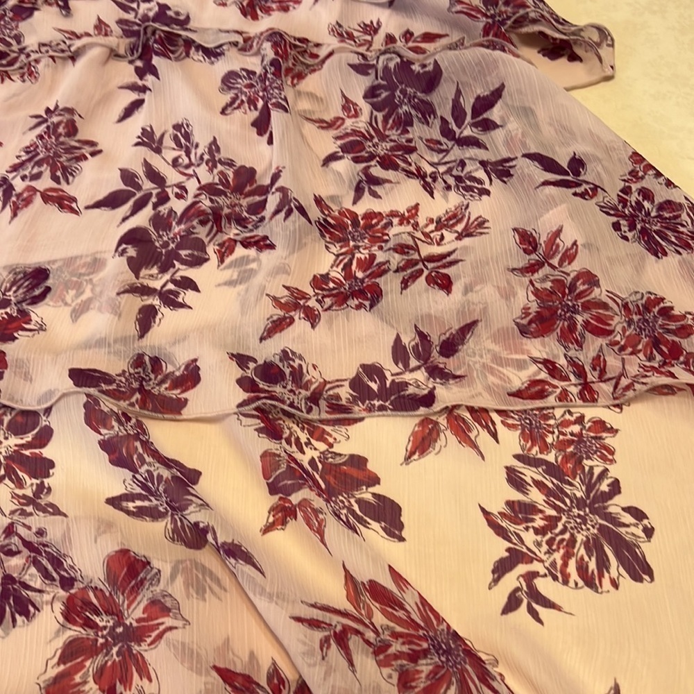 Express halter layered dress.  Floral.  Size L - Picture 11 of 11